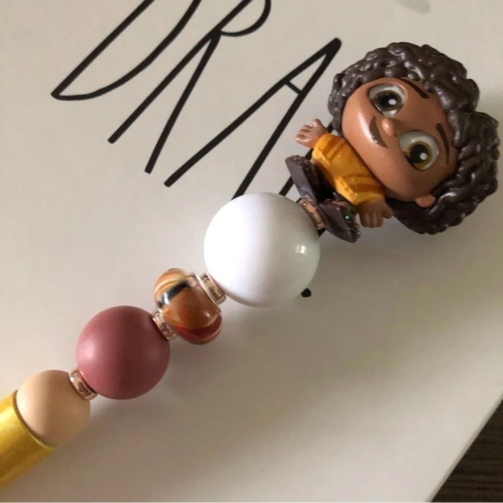 Disney Doorables: Encanto: Camilo handmade beaded pen